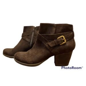 Crown Vintage Vegan Suede Ankle Boot/ Bootie Size 9